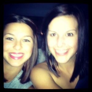 Meet your Posher, Chloe